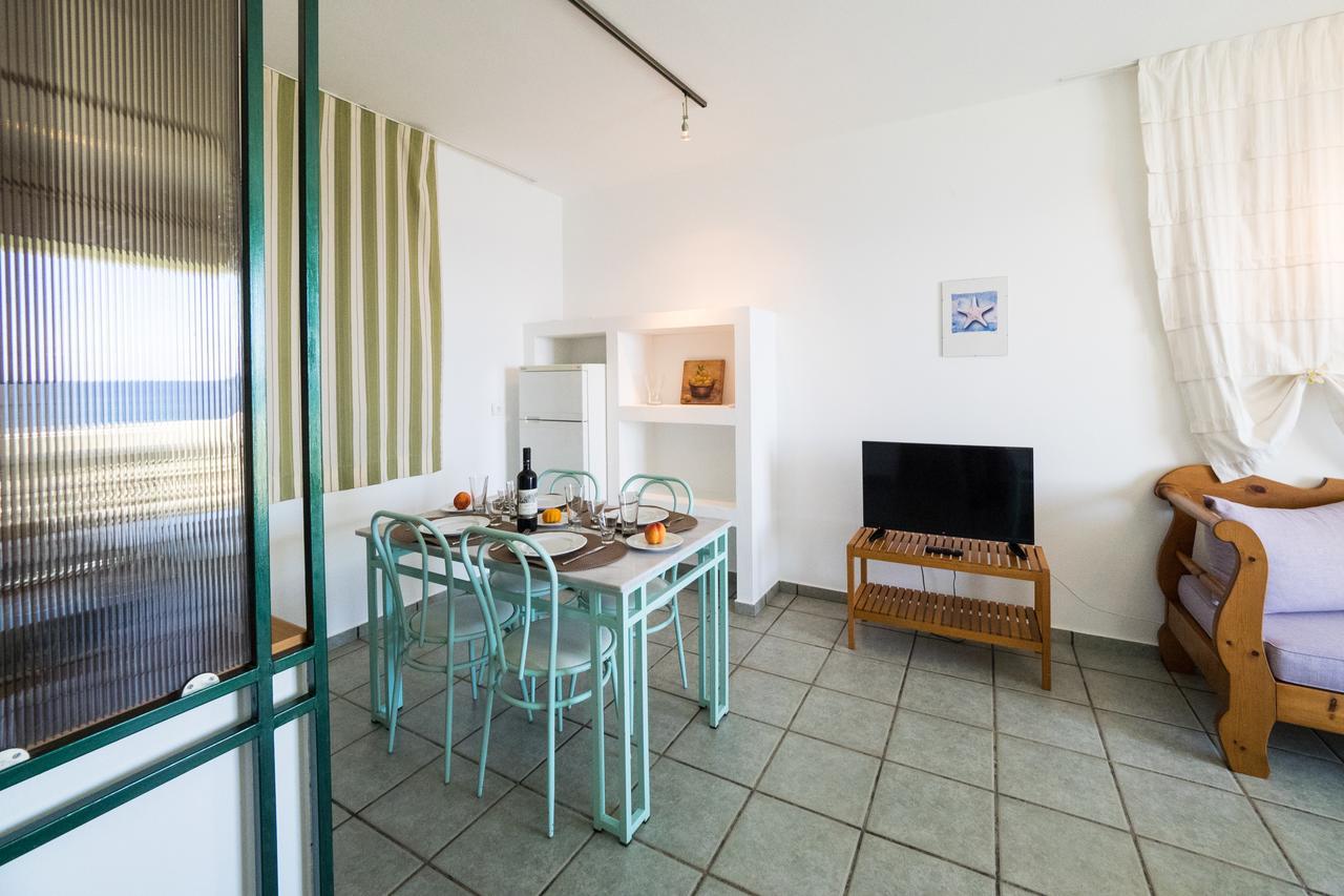 Iason Hotel Apartments Giosonas Eksteriør billede